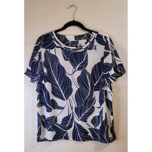 Liz Claiborne Womens Pull Over Blouse Blue/White Leaf Design Short Sleeve Size M